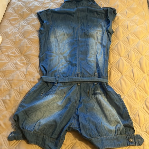 Denim romper - Picture 4 of 4